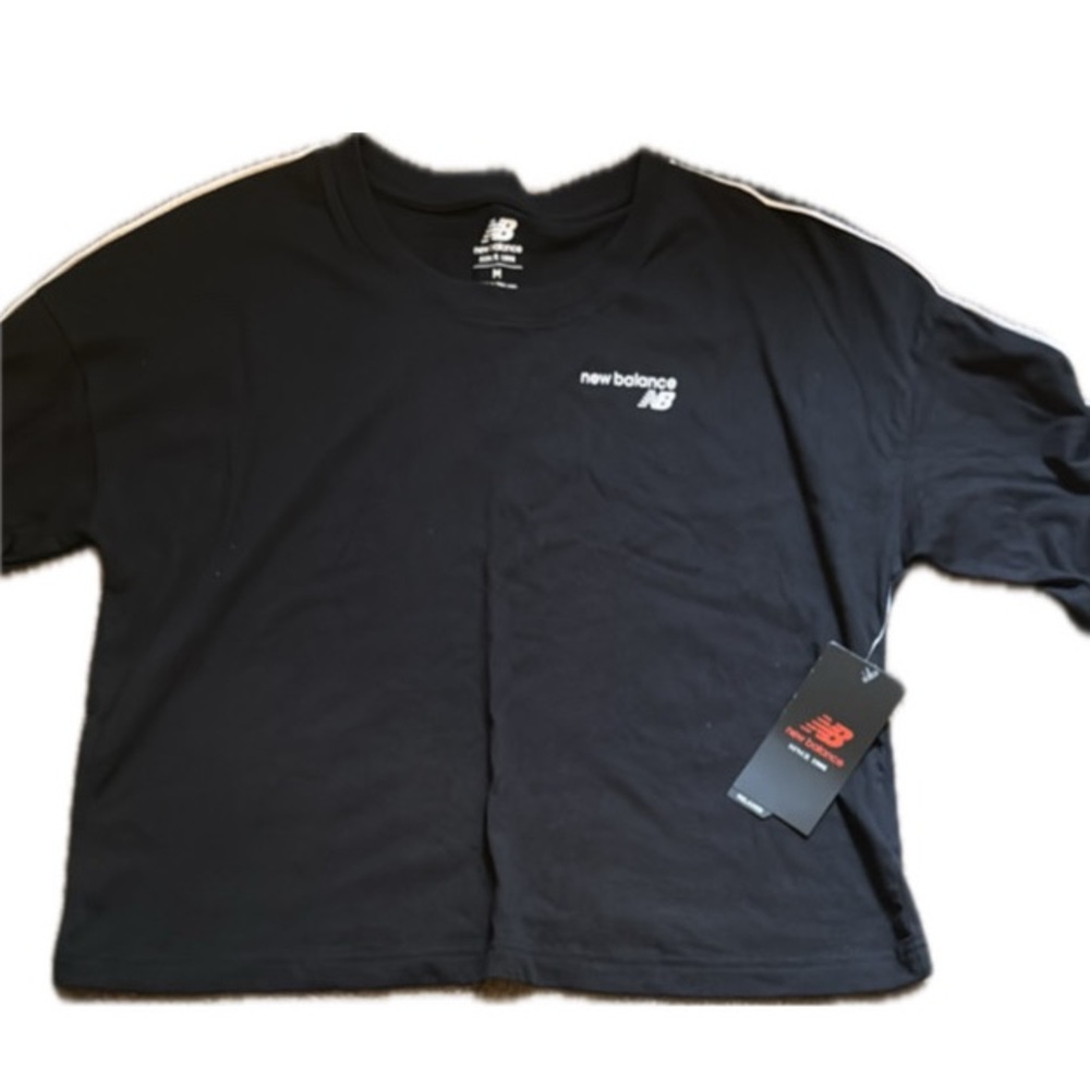 NWT✨New Balance Black T-Shirt